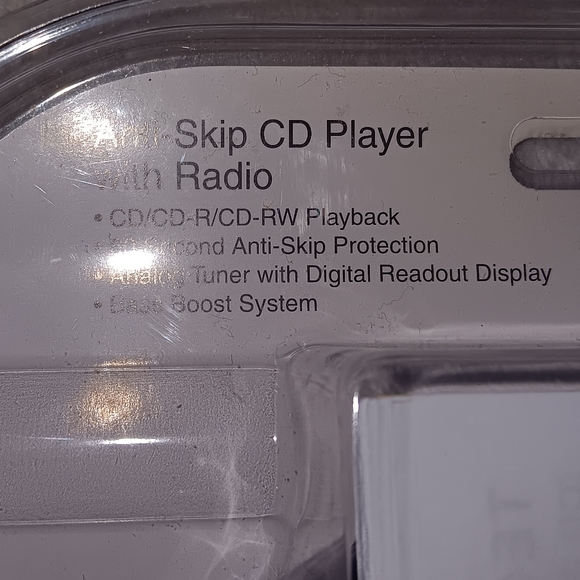 New Anti Skip Portable CD Player With AM FM Radio Walkman Headphones - Picture 4 of 4